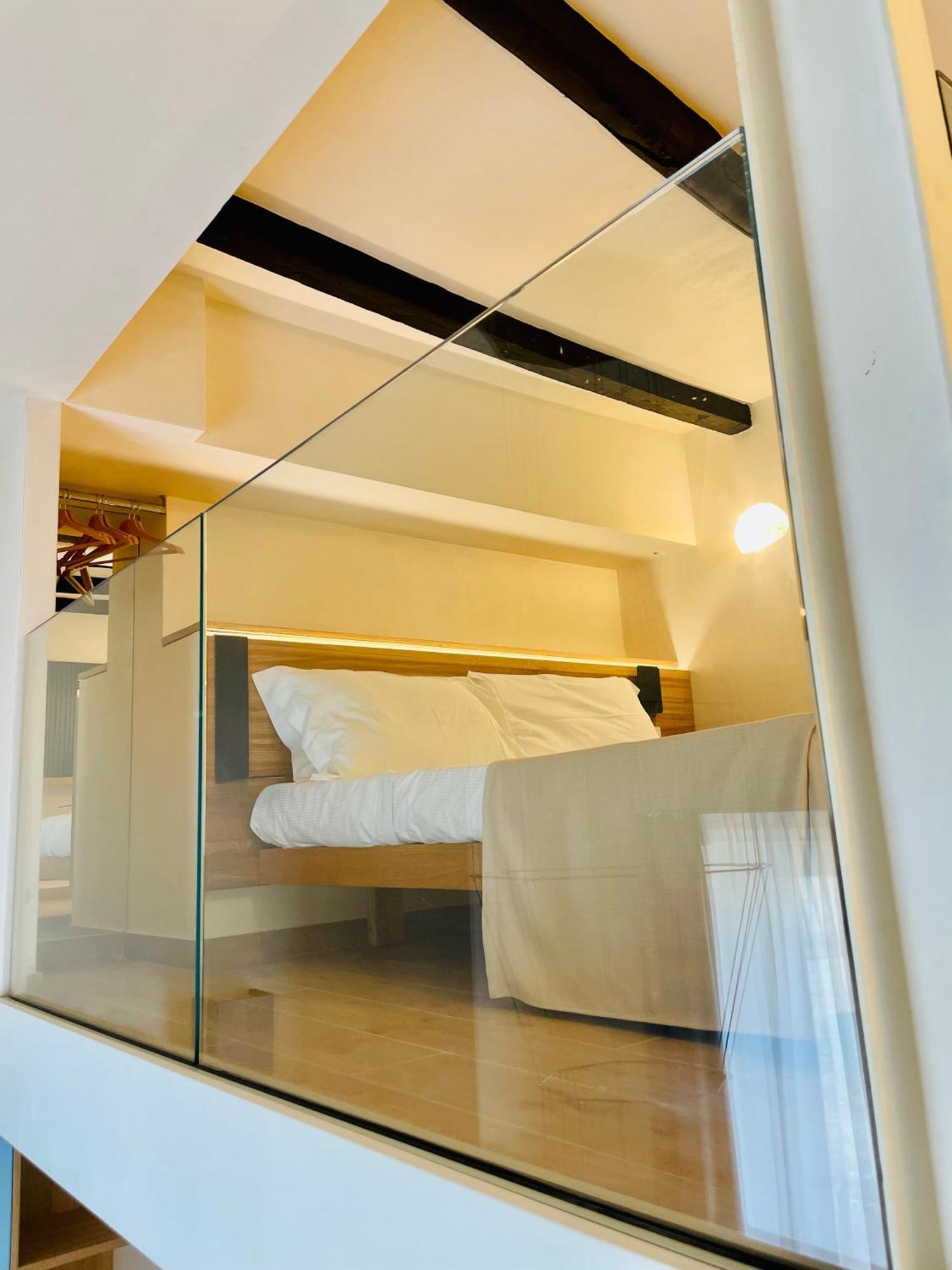 Sun Serenity Suite トロペーア エクステリア 写真