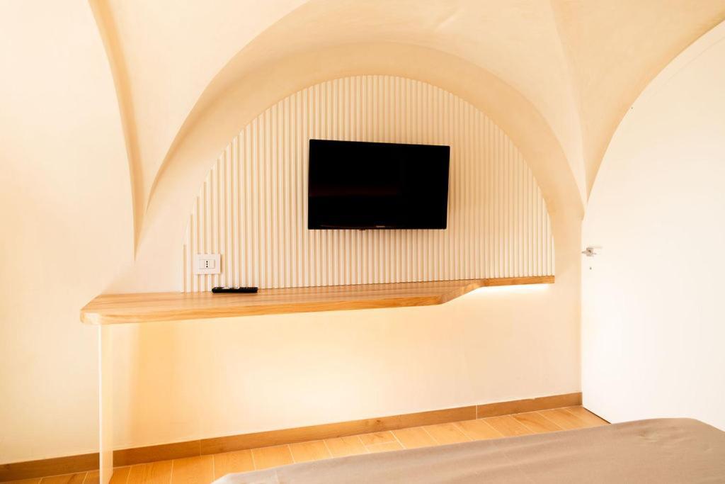 Sun Serenity Suite トロペーア エクステリア 写真
